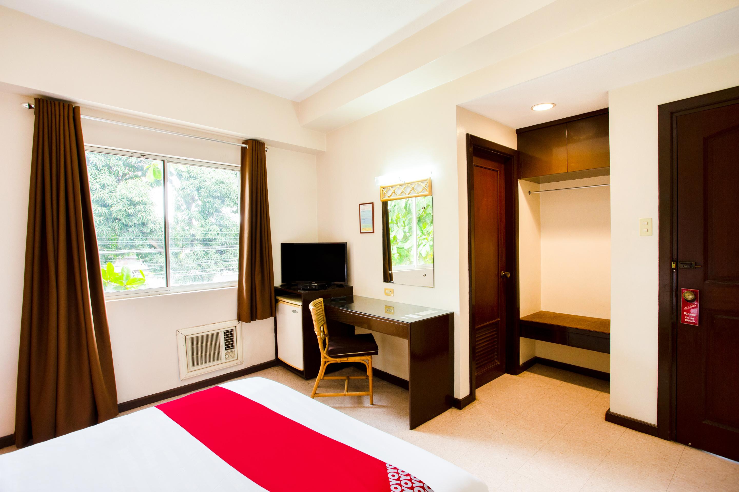 Oyo 414 Humberto'S Hotel Davao City المظهر الخارجي الصورة