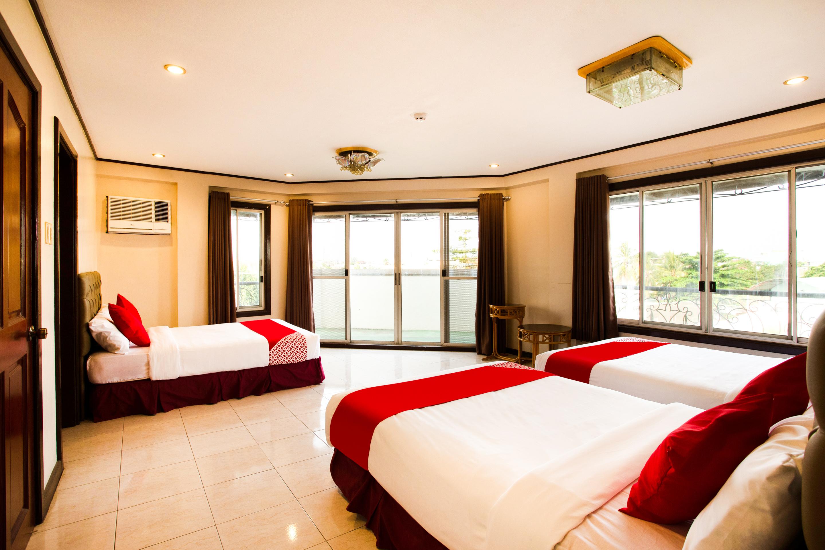 Oyo 414 Humberto'S Hotel Davao City المظهر الخارجي الصورة