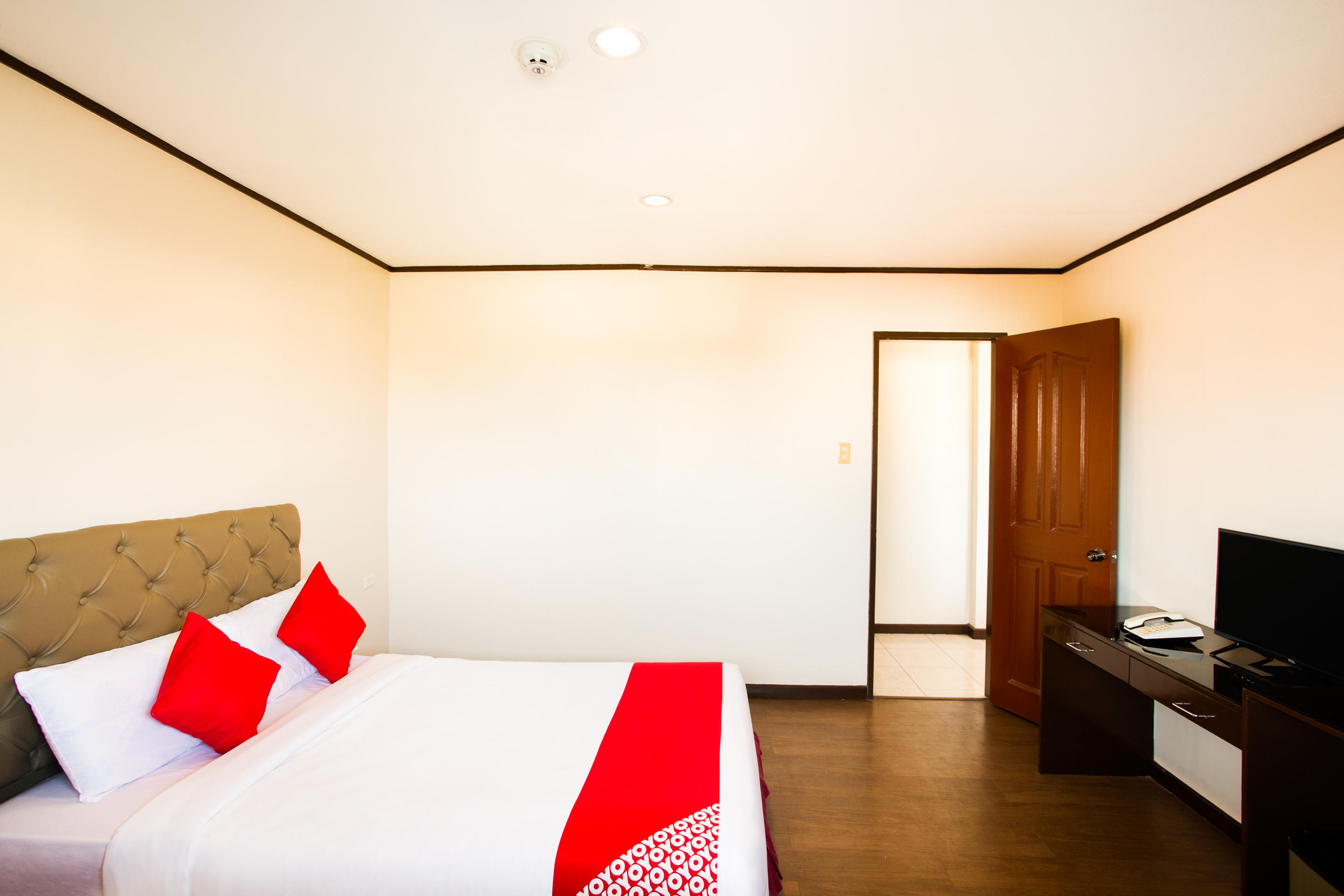 Oyo 414 Humberto'S Hotel Davao City المظهر الخارجي الصورة