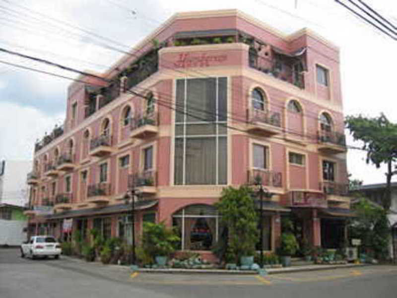 Oyo 414 Humberto'S Hotel Davao City المظهر الخارجي الصورة