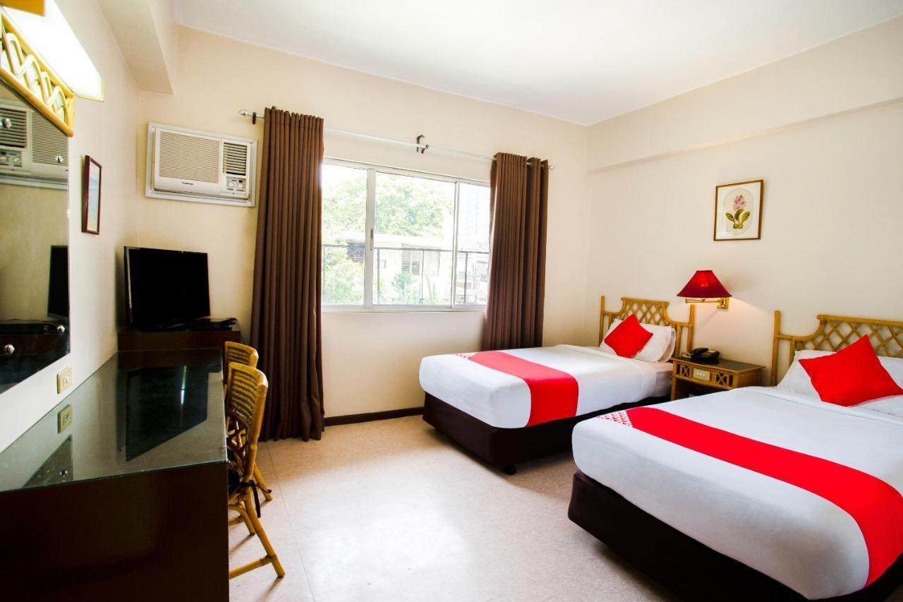 Oyo 414 Humberto'S Hotel Davao City المظهر الخارجي الصورة