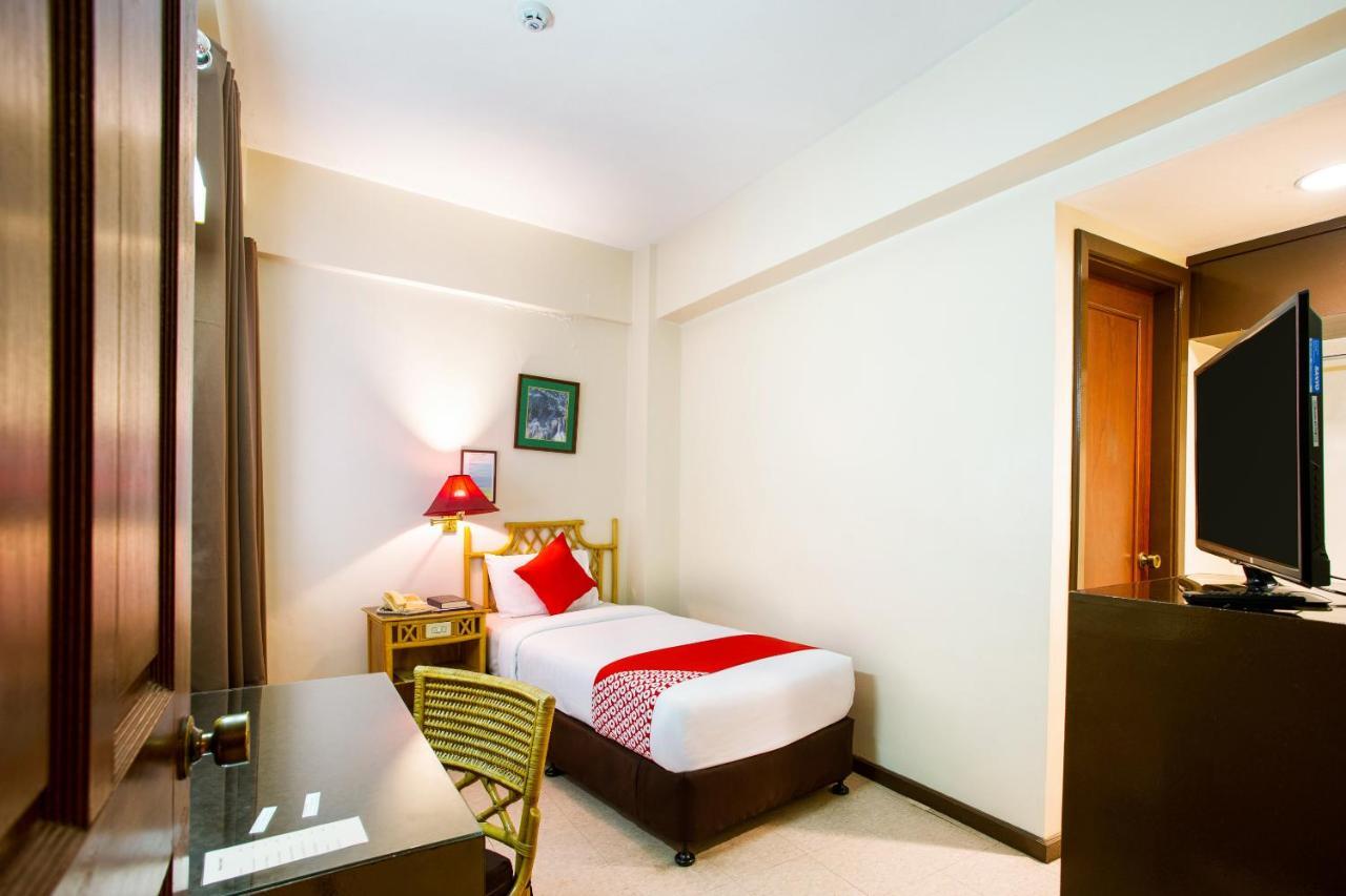 Oyo 414 Humberto'S Hotel Davao City المظهر الخارجي الصورة