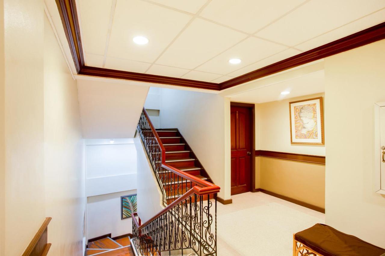 Oyo 414 Humberto'S Hotel Davao City المظهر الخارجي الصورة
