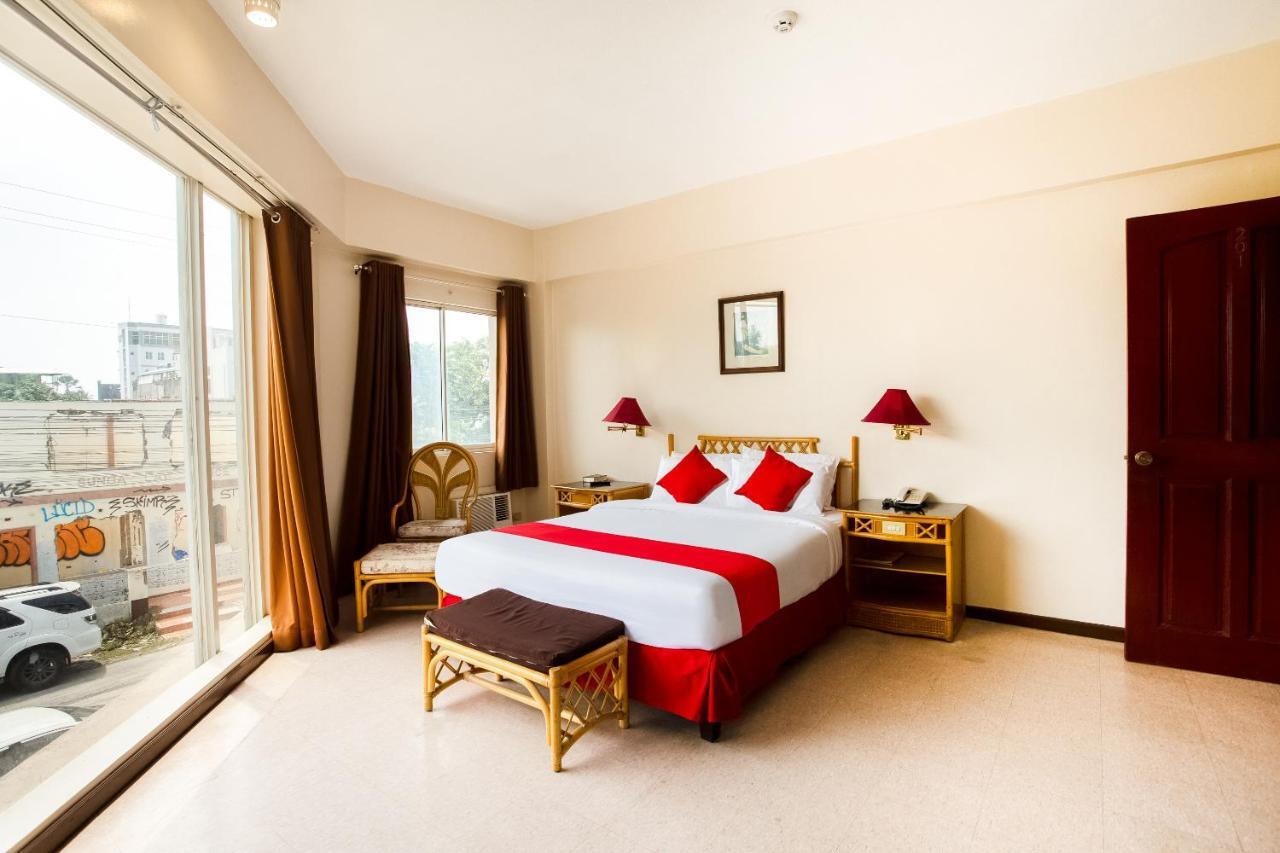 Oyo 414 Humberto'S Hotel Davao City المظهر الخارجي الصورة