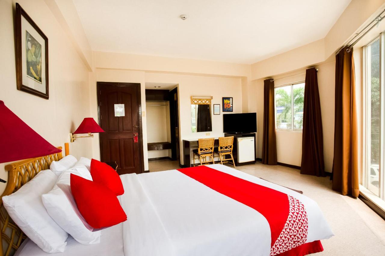 Oyo 414 Humberto'S Hotel Davao City المظهر الخارجي الصورة